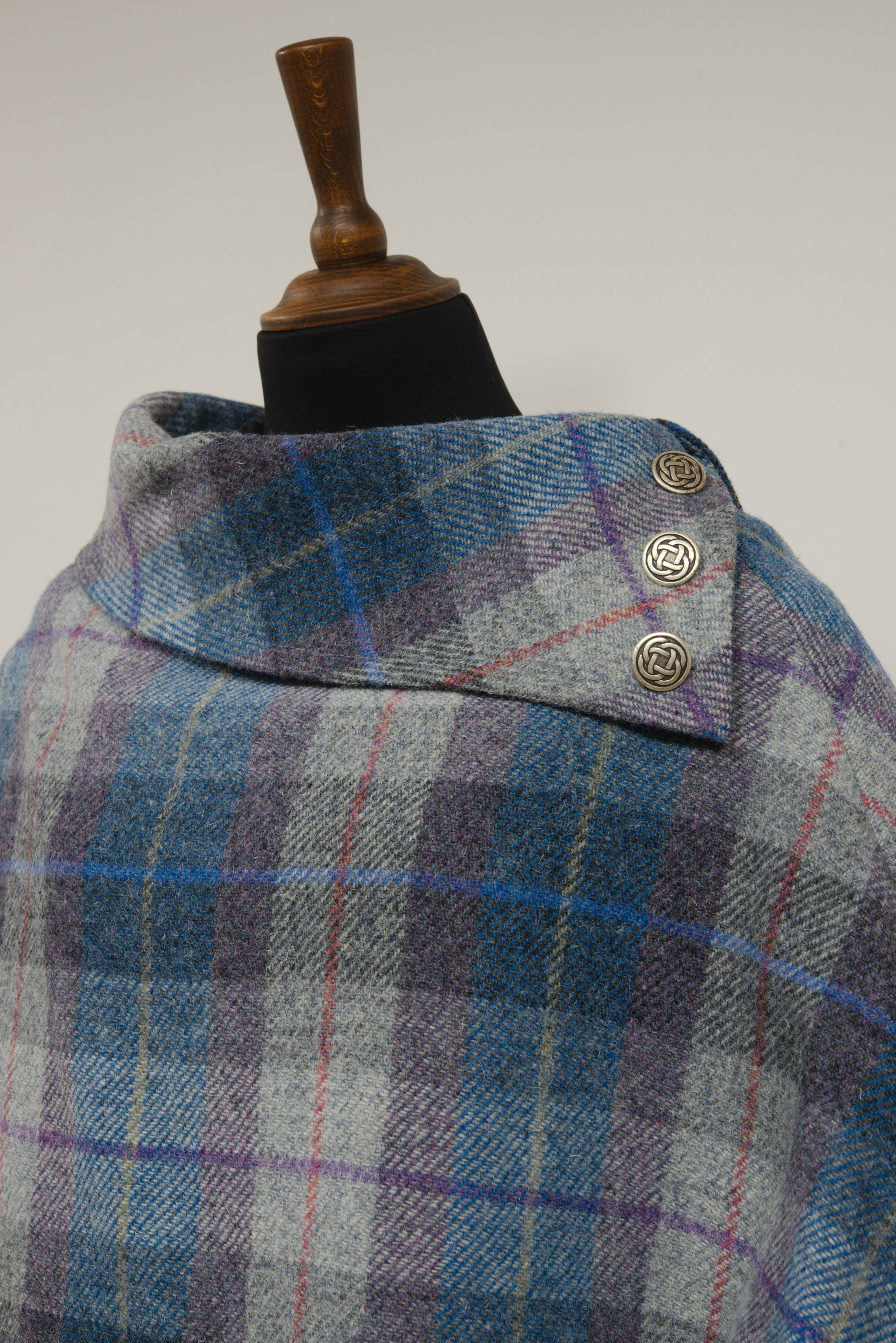 Harris Tweed Ladies Celtic Poncho Cape Blue & Grey Lavender Check