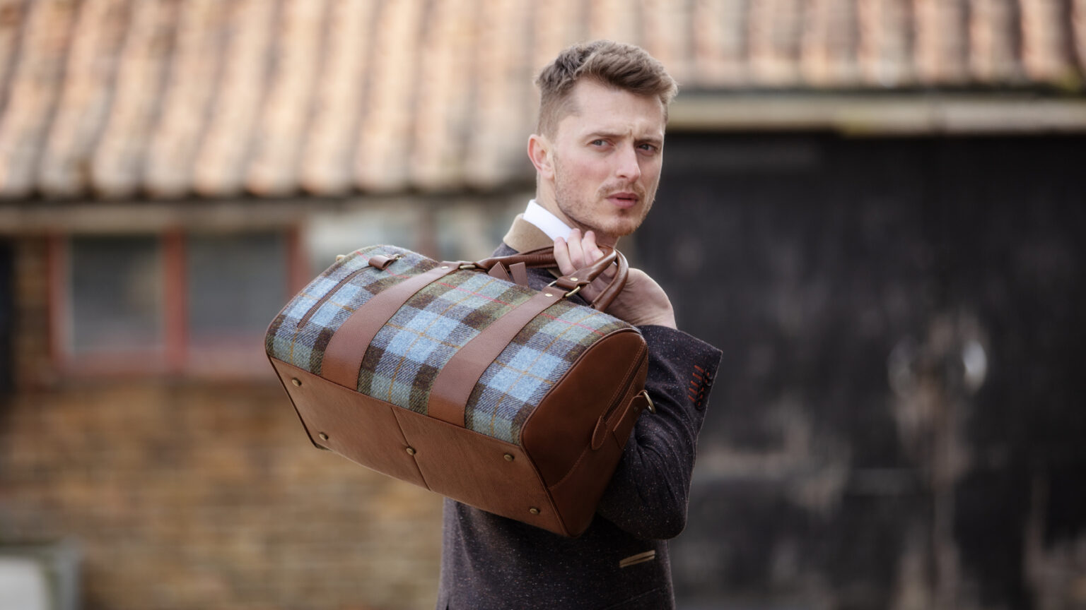 Real Leather Inverness Large Holdall Harris Tweed - Tan Leather & Green Red