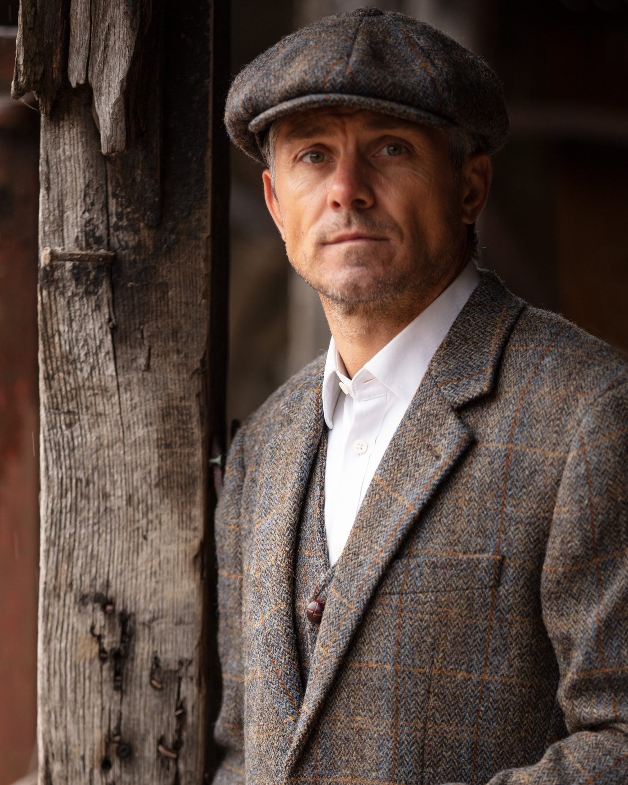 Men's Clinton Brown Blazer Jacket in Harris Tweed Herringbone Overcheck Country