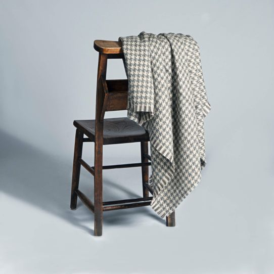 Lochcarron Bracken British Wool Corrie Blanket (Grey, Charcoal & Cream)
