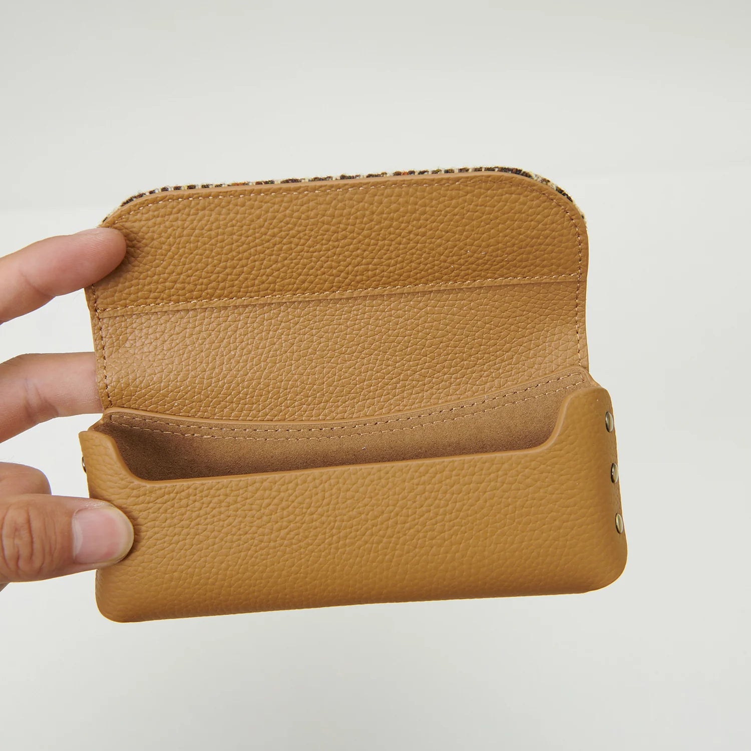 Islander Leather Glasses Case with Beige Dogtooth Harris Tweed