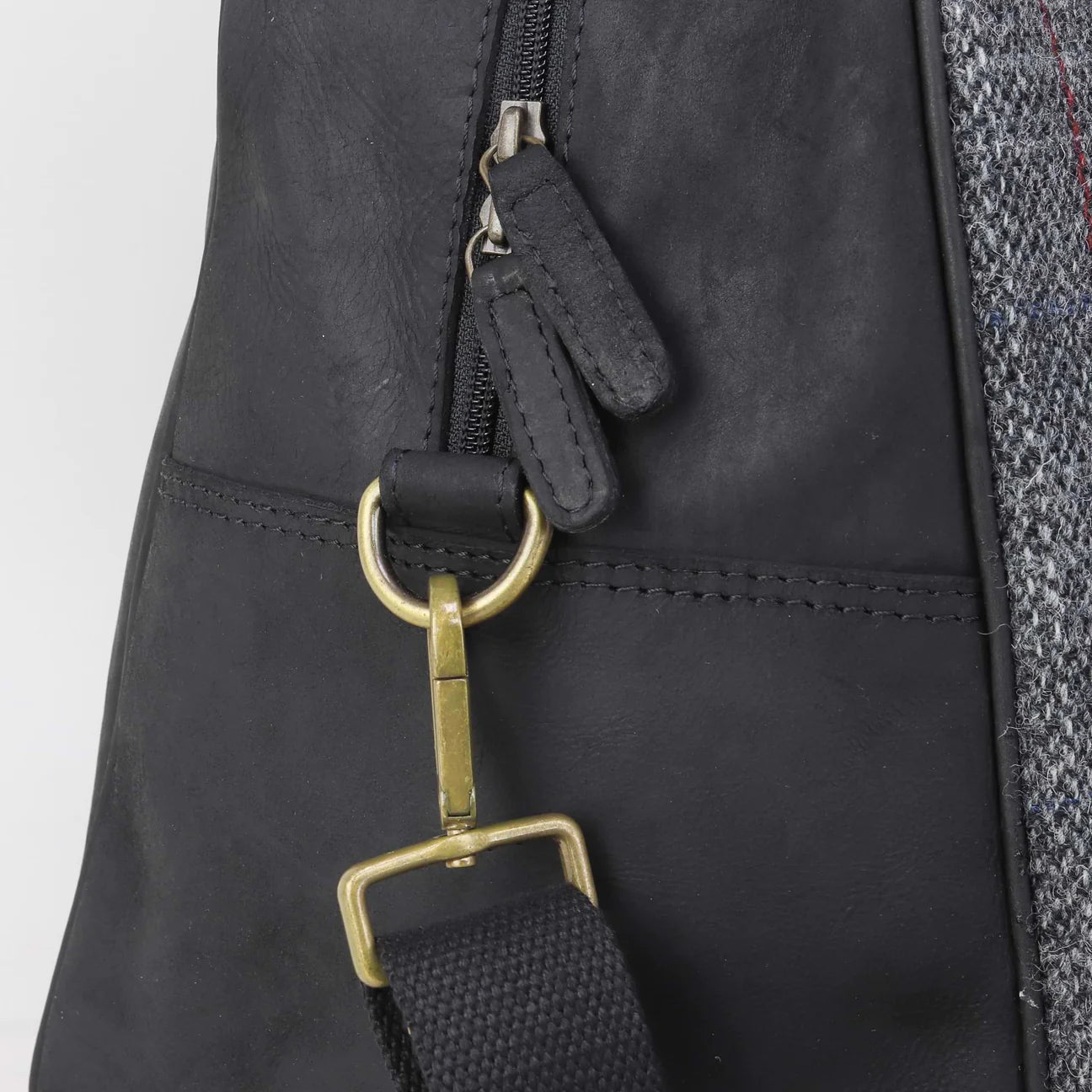 Sophos Black Leather and Grey Harris Tweed Travel / Weekend Holdall