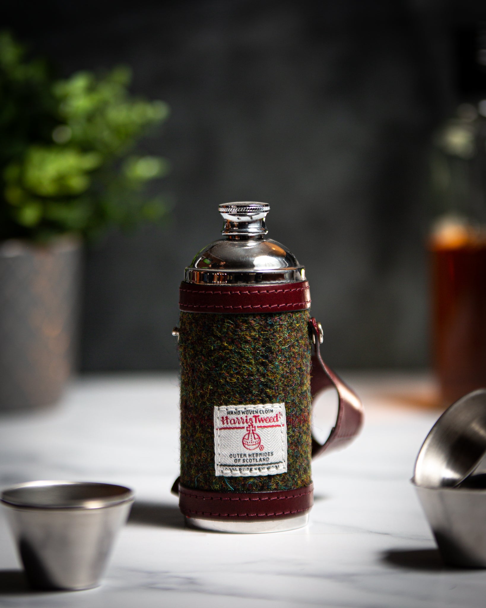 Marlborough of England Harris Tweed Hunter Flask Burgundy & Brown – Image 2 | Harris Tweed Scotland