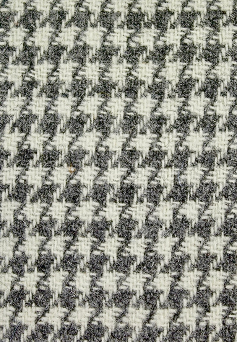 Harris Tweed Grey and White Houndstooth Cloth Fabric – Image 2 | Harris Tweed Scotland