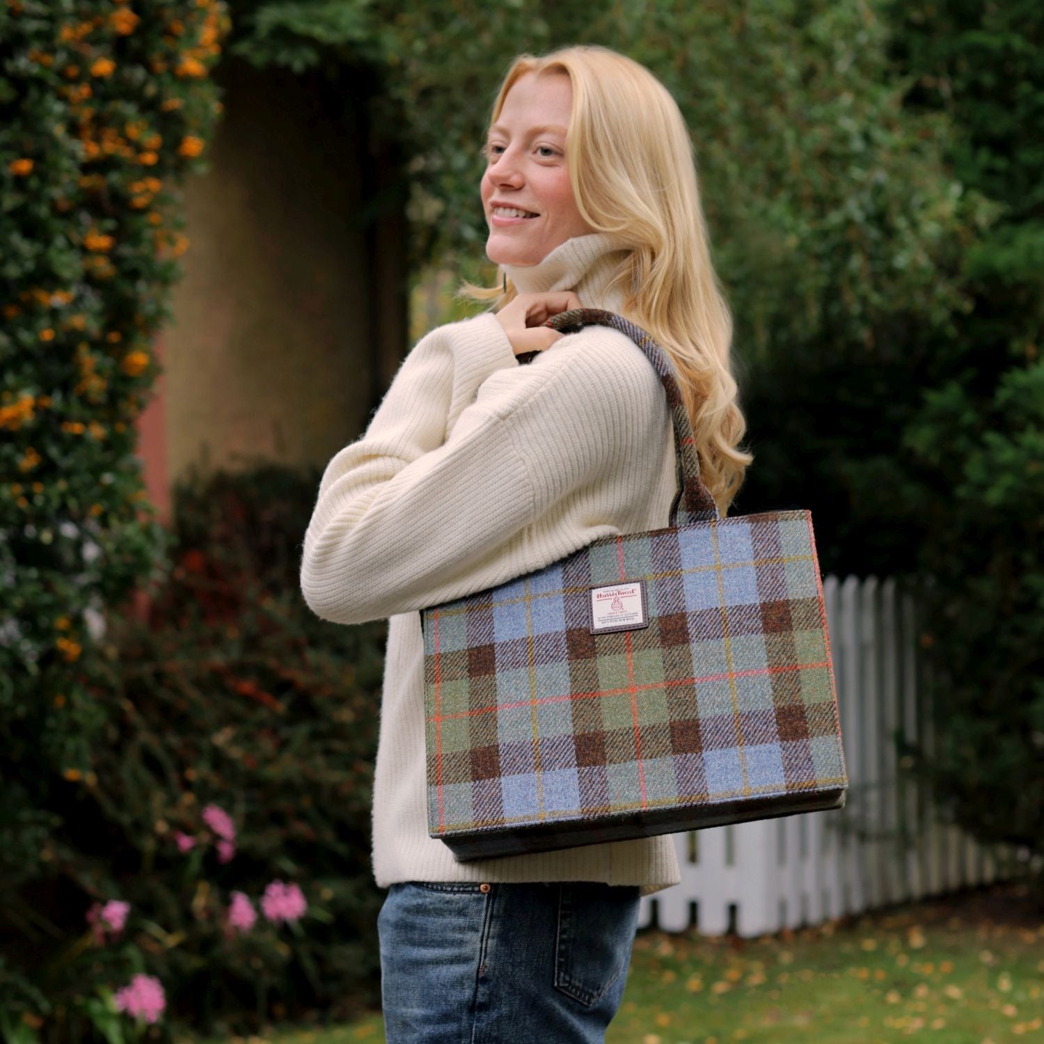 Full Harris Tweed Glencoe Large Tote in Multi Colour Tartan – Image 2 | Harris Tweed Scotland