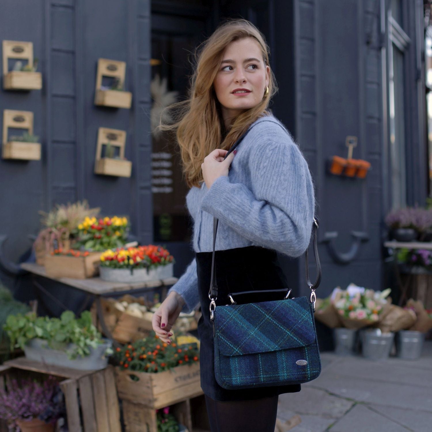 Harris Tweed Thurso Square Mini Satchel Bag Beige Blue & Brown – Image 2 | Harris Tweed Scotland