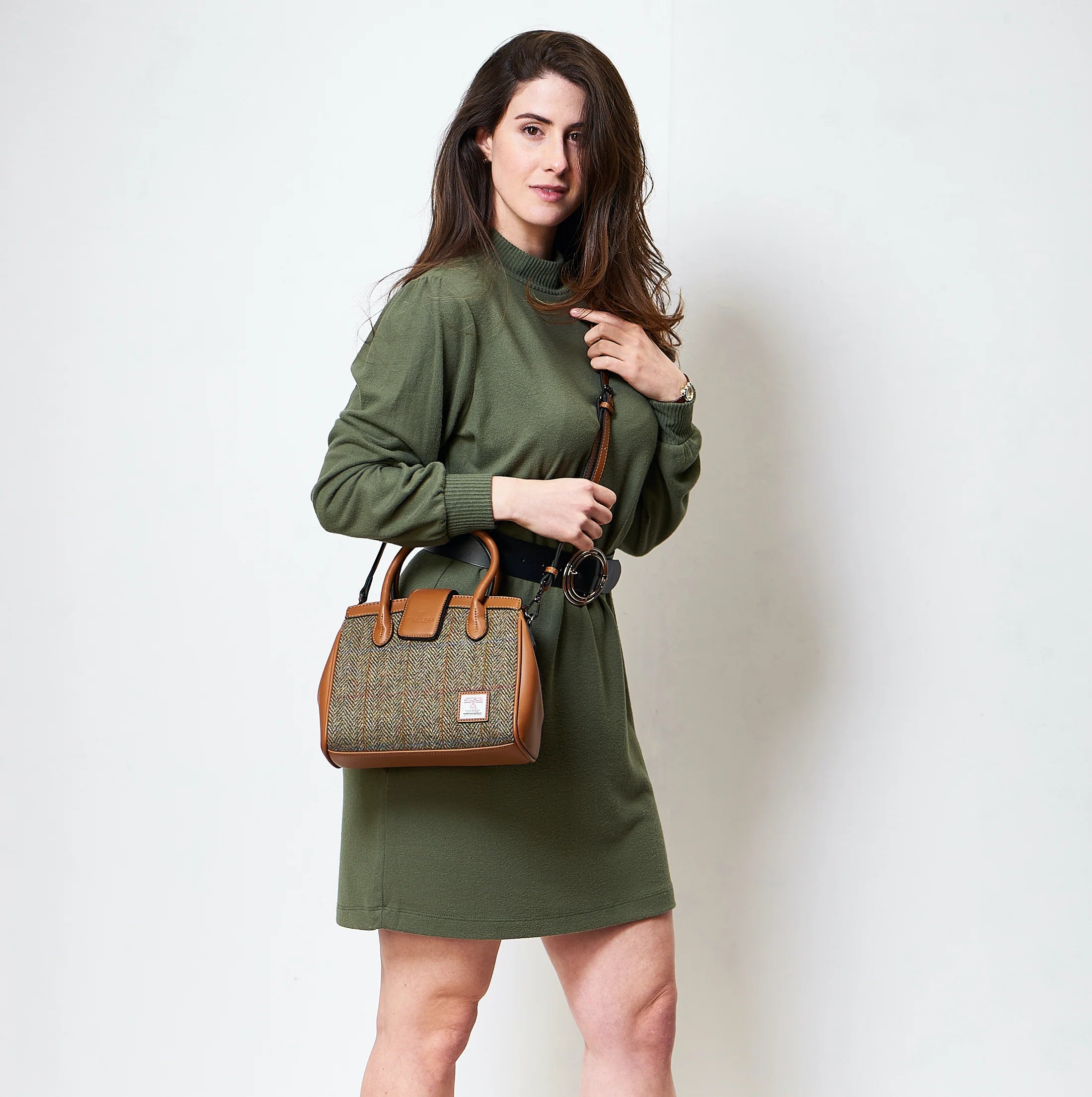 Islander Mini Tiree Tote with Harris Tweed Scotland Black Watch – Image 2 | Harris Tweed Scotland